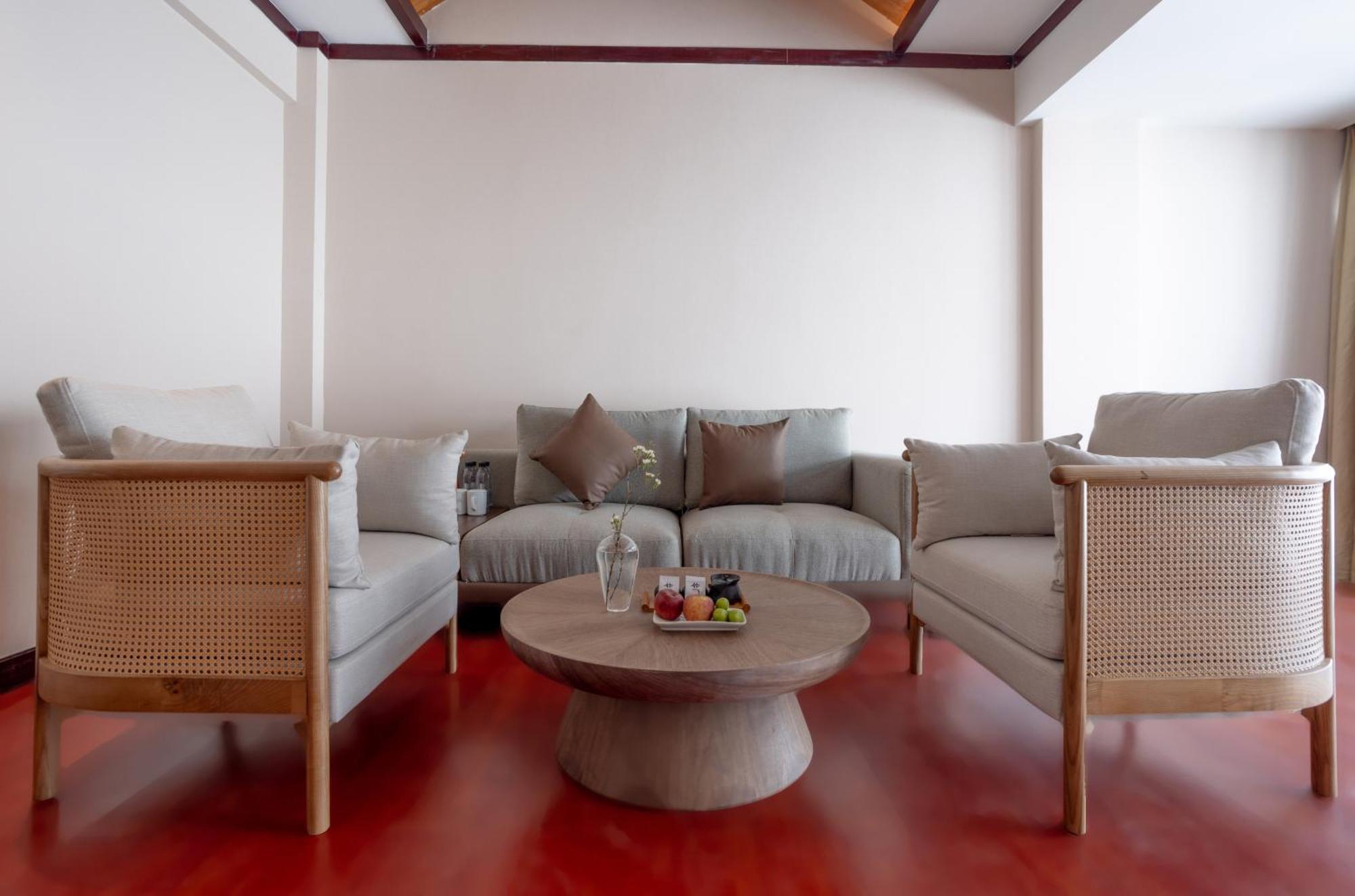 Shuangrong Hotel